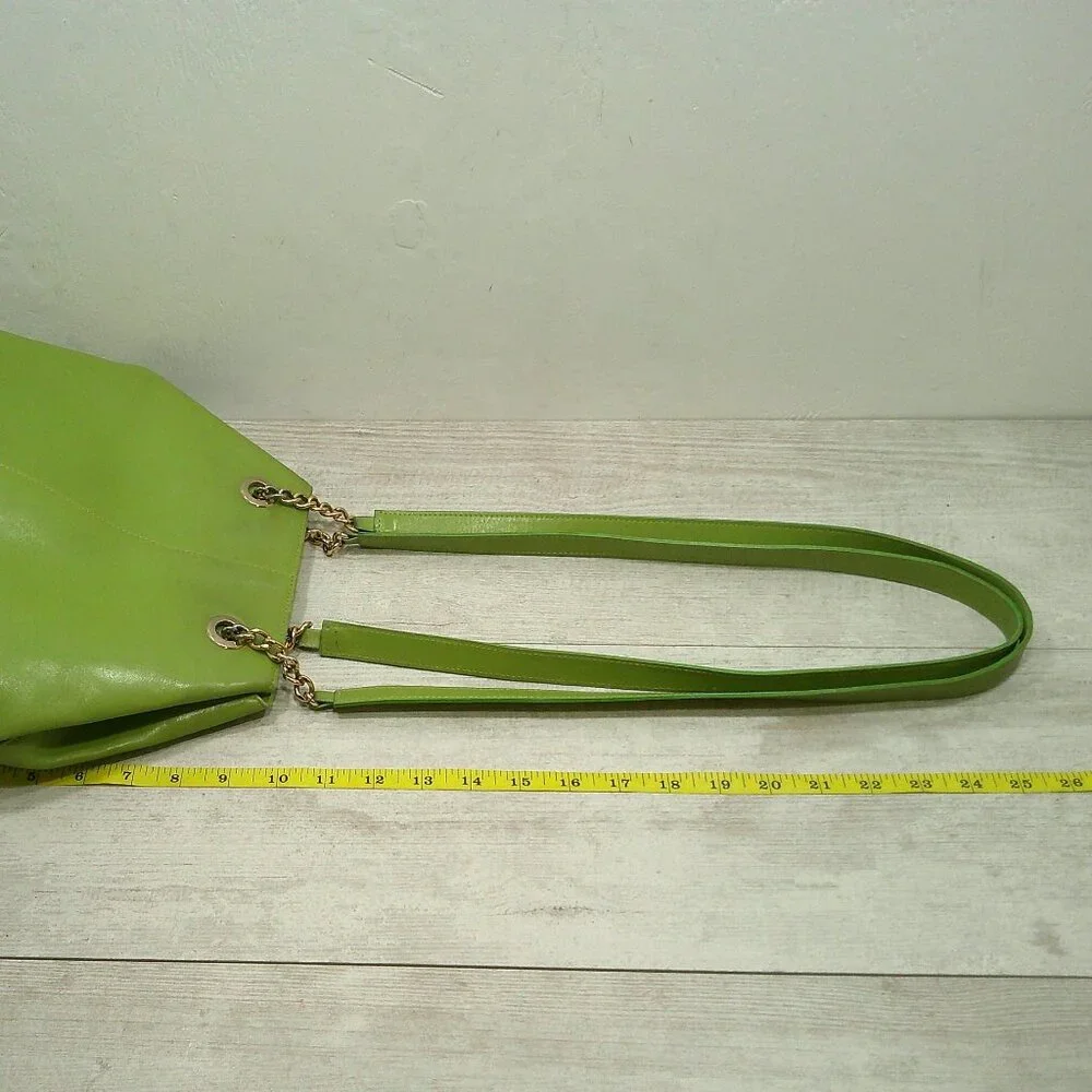 Vintage Nordstrom Made in Italy Green Leather hexagonal Bag Purse Pocketbook